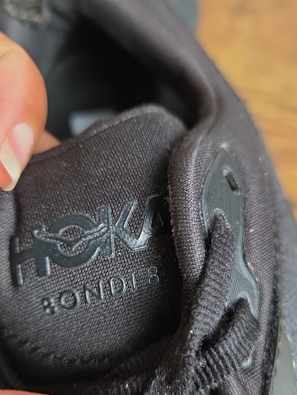 HOKA ONE ONE Bondi 8 Women's Road Running Shoes Sneakers Black Sz 9 Athletics - Picture 13 of 15